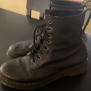 Doc Marten 1460 boots